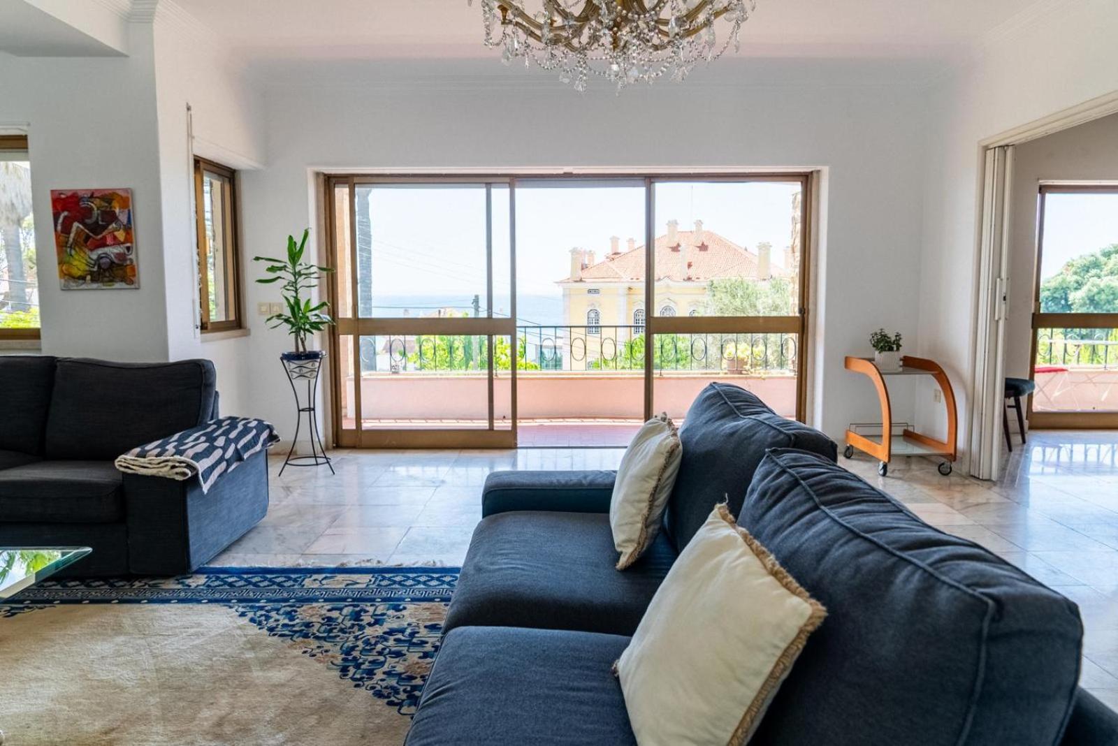 Villa Spacious Seaside House *