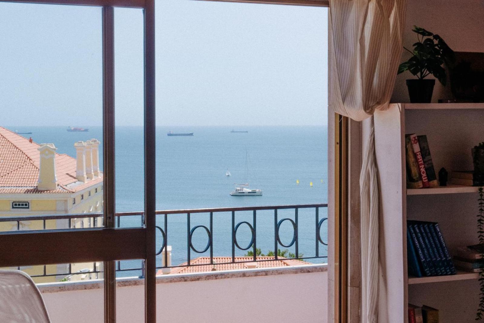 Villa Spacious Seaside House Cascais
